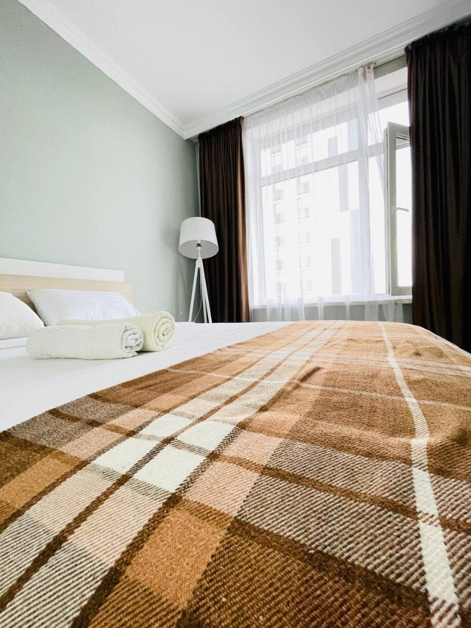 Esil Plaza Apartment *